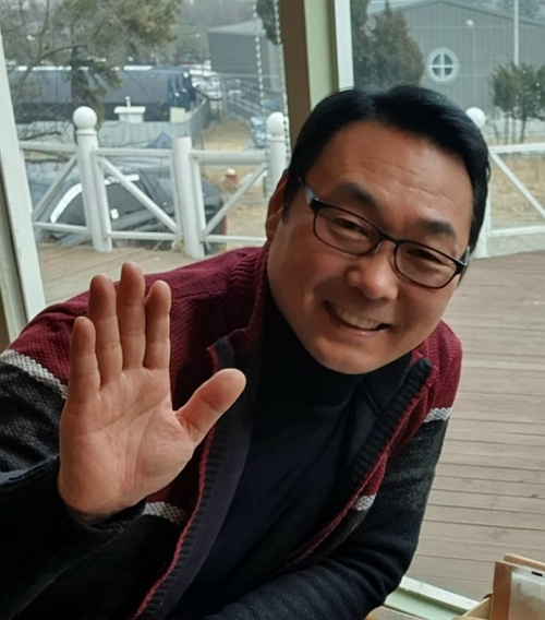 유튜브 을래강변의 운영자 조경선 목사