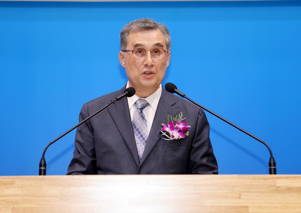 축사하는 합동 남중노회장 한수욱 목사